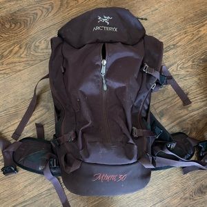 Arc’teryx Women’s Muira 30 backpack